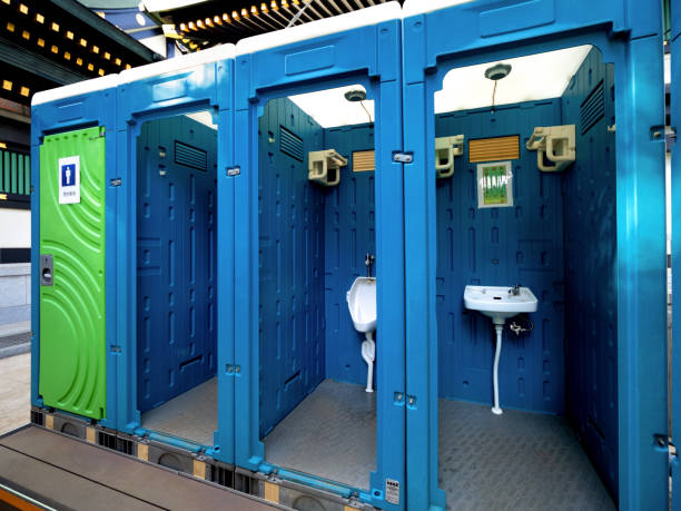 Best Portable restroom trailer rental  in Grand Haven, MI
